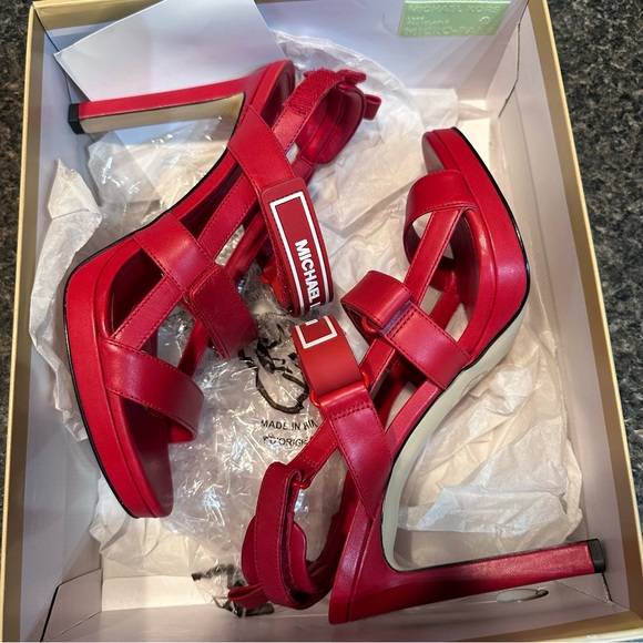 Michael Kors high heels - Picture 9 of 11